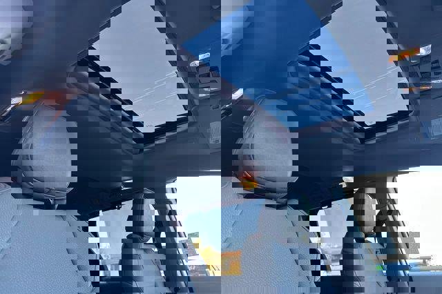 Used 2024 Toyota Sienna XLE w/ XLE Plus Package FWD image 23