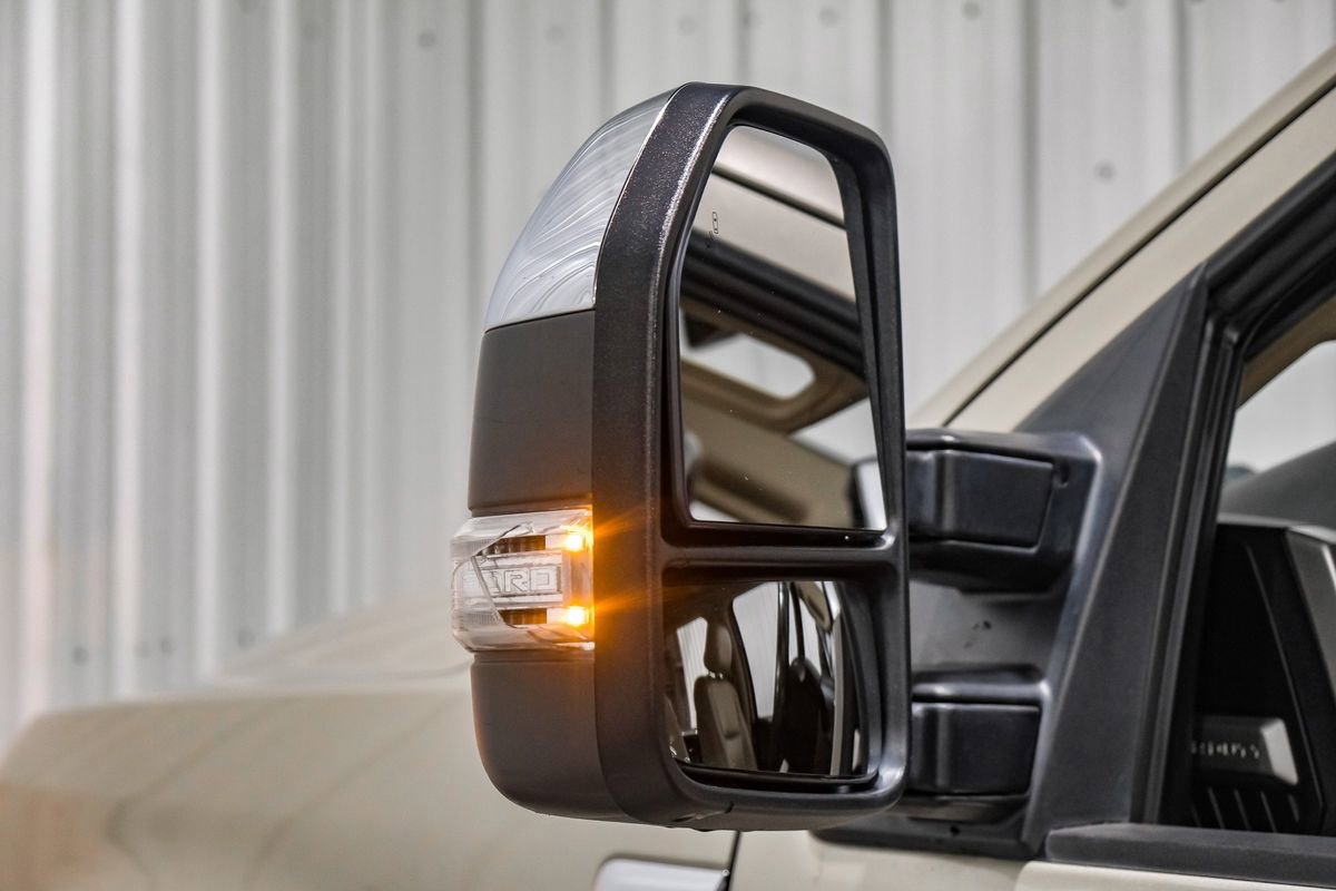 Used 2017 Ford F250 Lariat w/ Chrome Package image 40