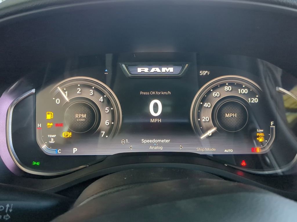 New 2026 RAM 1500 4x4 Crew Cab image 15