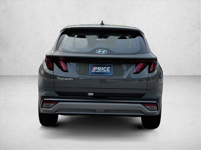 Used 2025 Hyundai Tucson SE FWD image 6