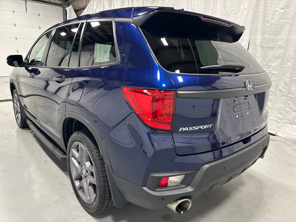 Used 2023 Honda Passport EX-L image 5