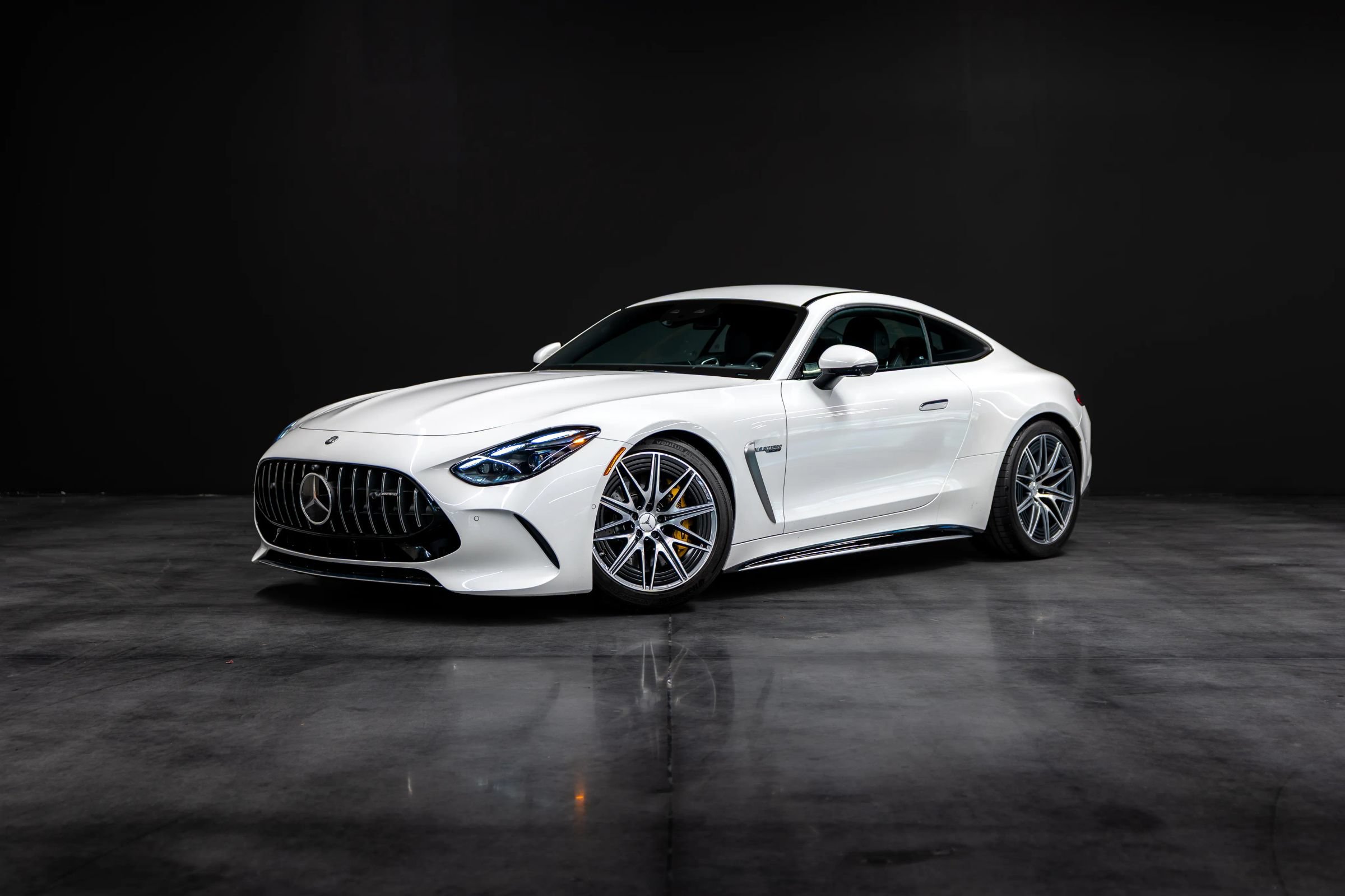 Used 2026 Mercedes-Benz AMG GT 63 w/ Driver Assistance Package image 9