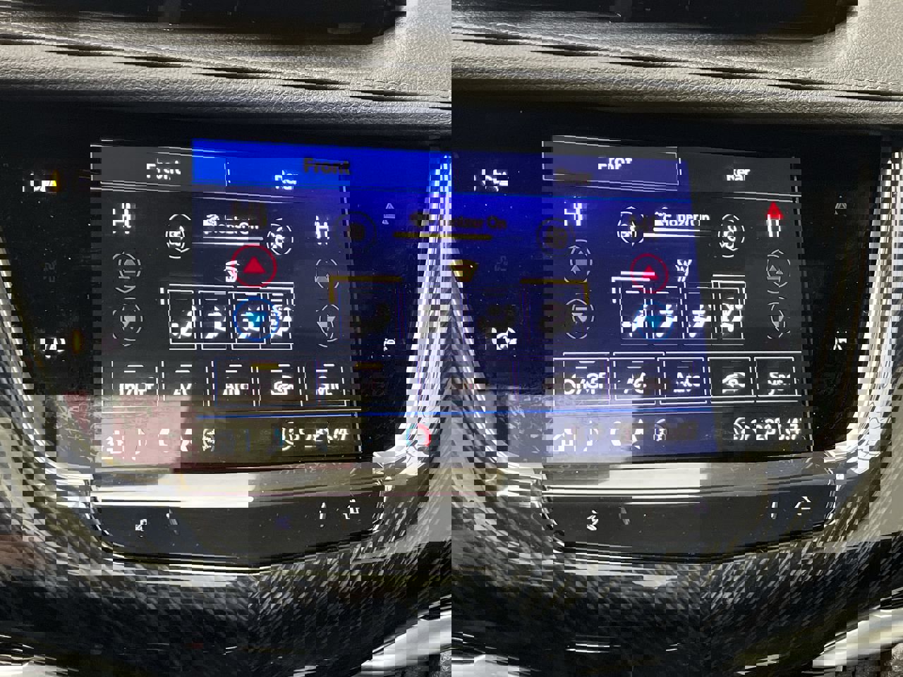 Certified 2025 Cadillac XT6 Premium Luxury AWD/4WD image 23