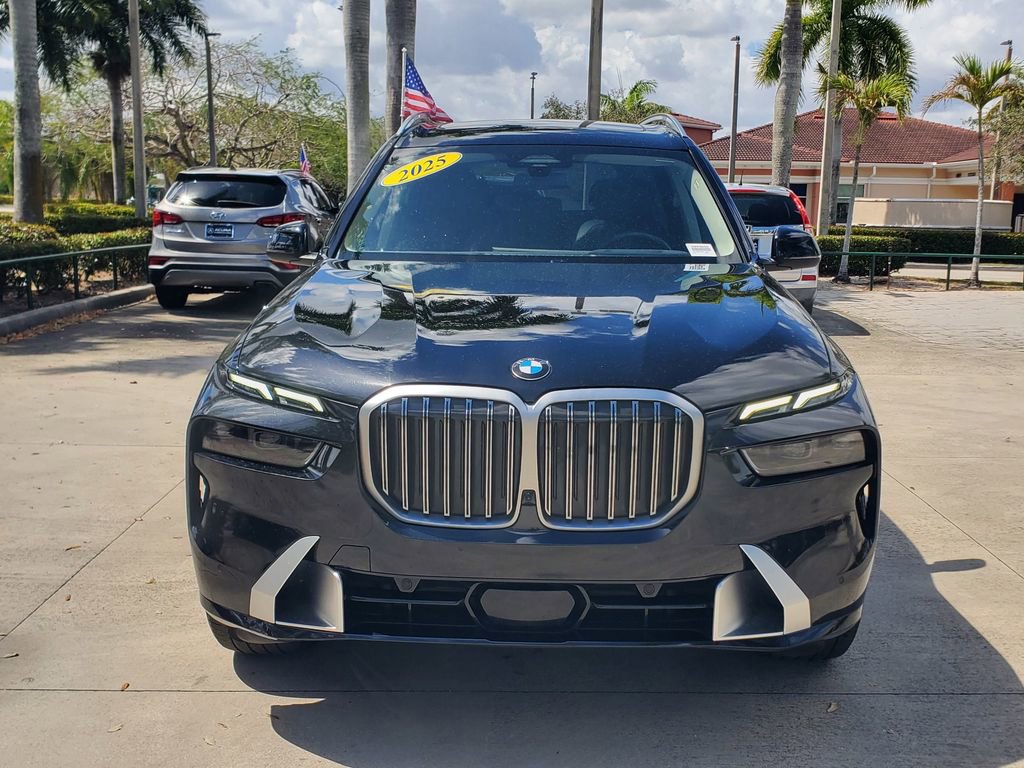 Used 2025 BMW X7 xDrive40i video 2