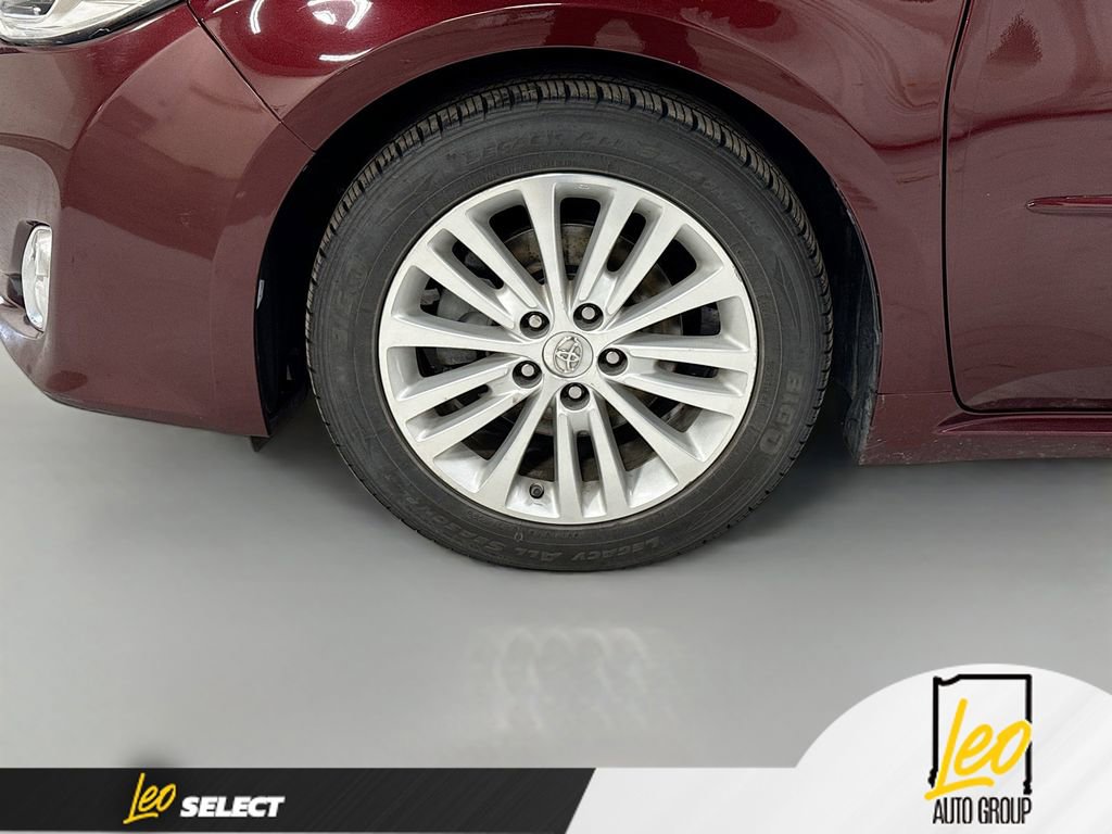 Used 2015 Toyota Avalon XLE Touring FWD image 32