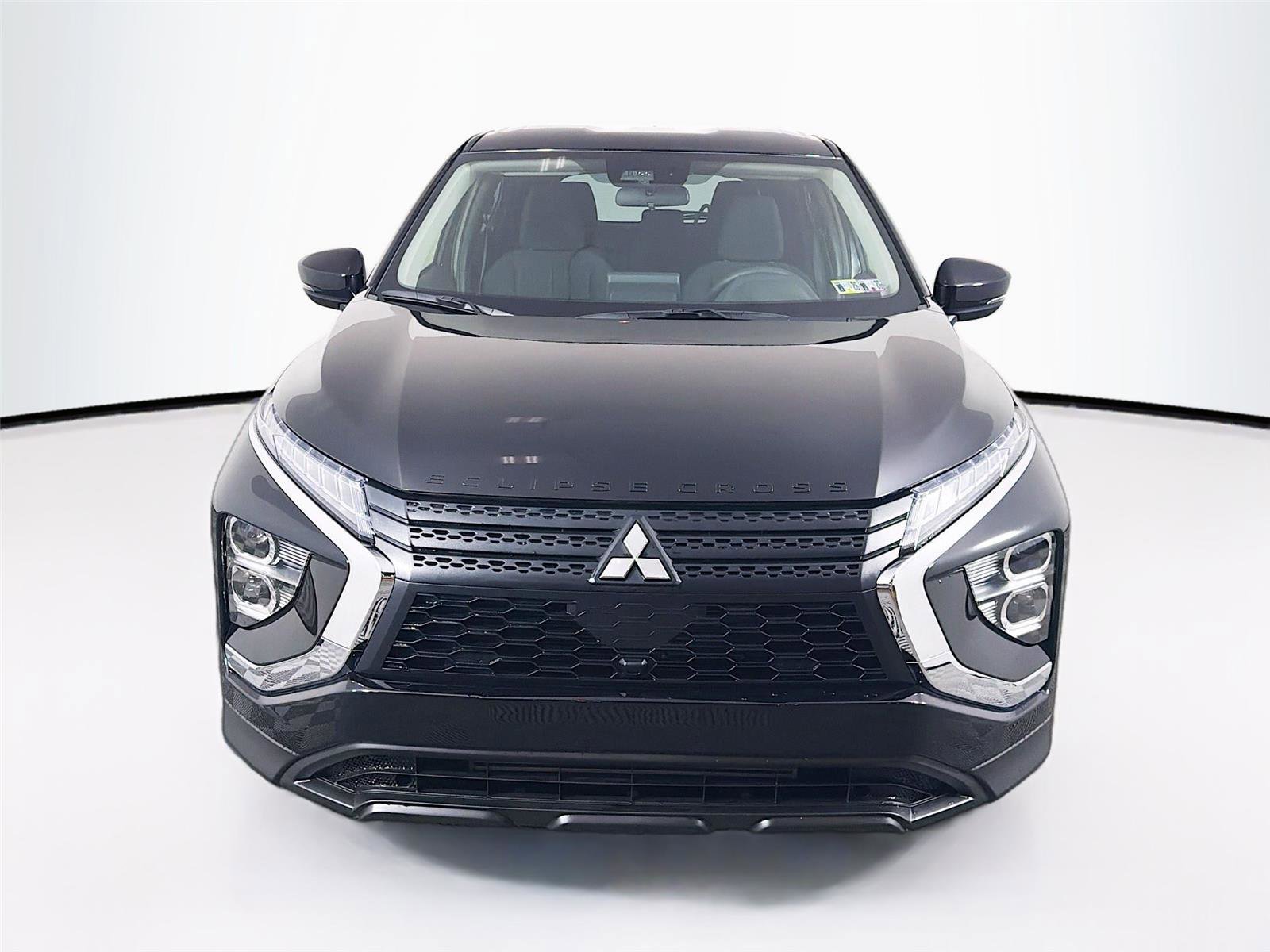 New 2026 Mitsubishi Eclipse Cross LE image 2
