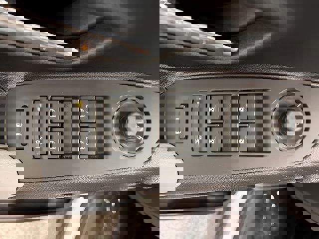 Used 2021 Chevrolet Trax LT w/ Premium Seat Package image 14