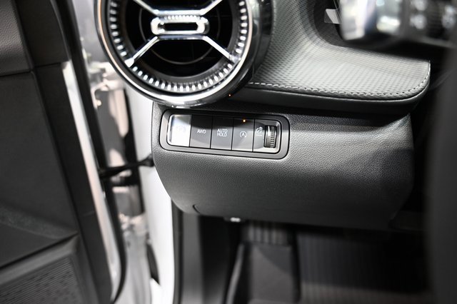 New 2026 Chevrolet Equinox LT w/ Convenience Package II image 22