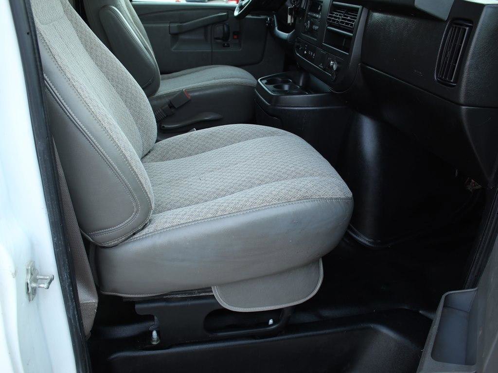 Used 2019 Chevrolet Express 3500 w/ Power Convenience Package image 19