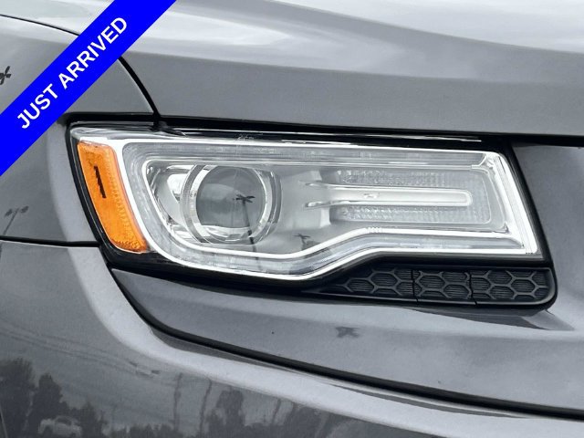 Used 2016 Jeep Grand Cherokee Overland AWD/4WD image 10