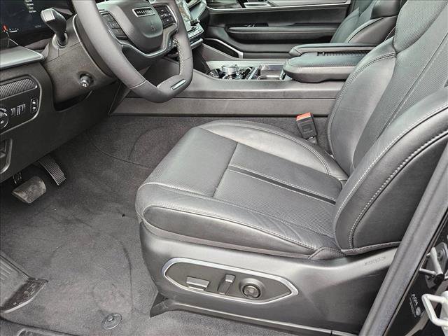 Used 2023 Jeep Wagoneer Series II w/ Convenience Group I image 15