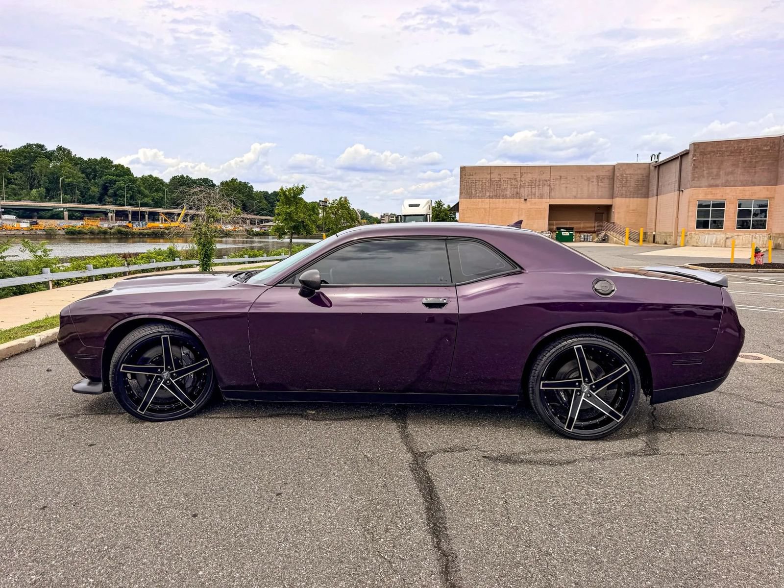 Used 2021 Dodge Challenger R/T Scat Pack w/ Dynamics Package RWD image 8