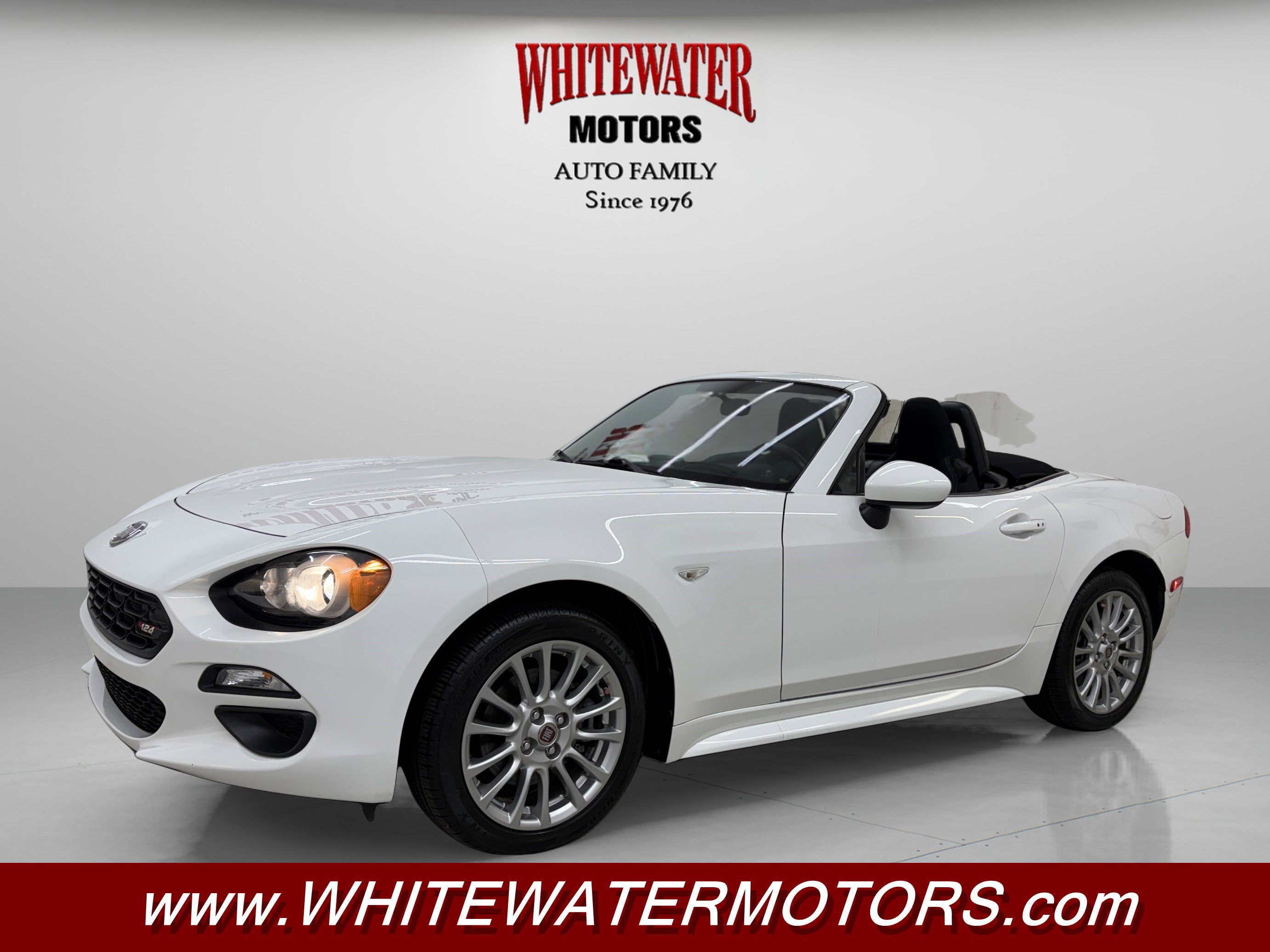 Used 2018 FIAT 124 Spider Classica w/ Technology Group image 1
