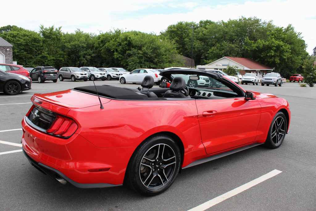 Used 2020 Ford Mustang Premium RWD image 13