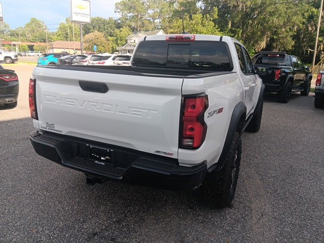 New 2025 Chevrolet Colorado ZR2 w/ Technology Package image 13