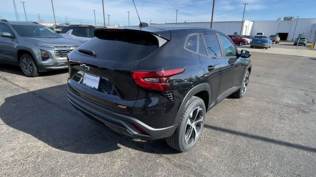 New 2026 Chevrolet Trax RS w/ Driver Confidence Package image 9