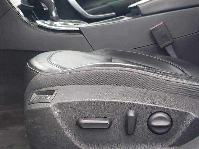 Used 2016 Buick Regal Premium w/ Driver Confidence Package #1 image 14