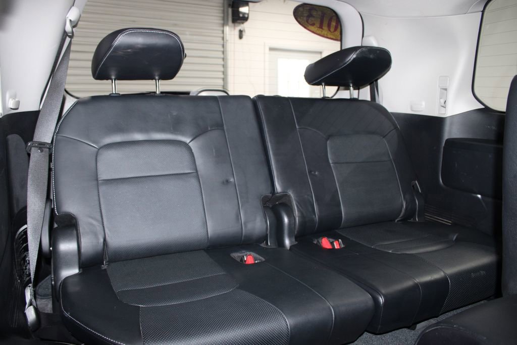 Used 2013 Toyota Land Cruiser AWD/4WD image 34