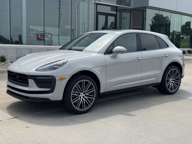 New 2025 Porsche Macan