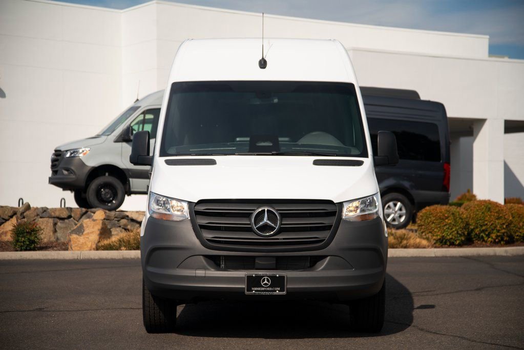 New 2026 Mercedes-Benz Sprinter 2500 video 2