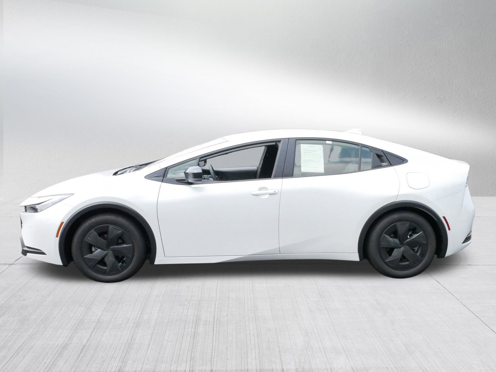 Certified 2024 Toyota Prius LE image 4