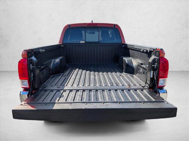 Used 2016 Toyota Tacoma SR5 image 6