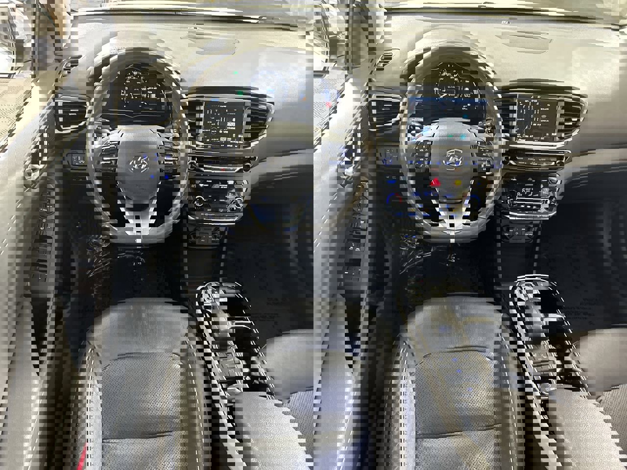 Used 2018 Hyundai Ioniq Limited image 22