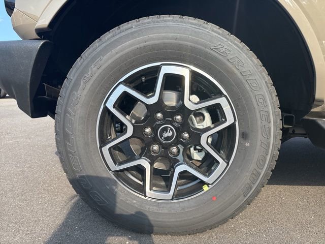 Used 2026 Ford Bronco Outer Banks AWD/4WD image 9