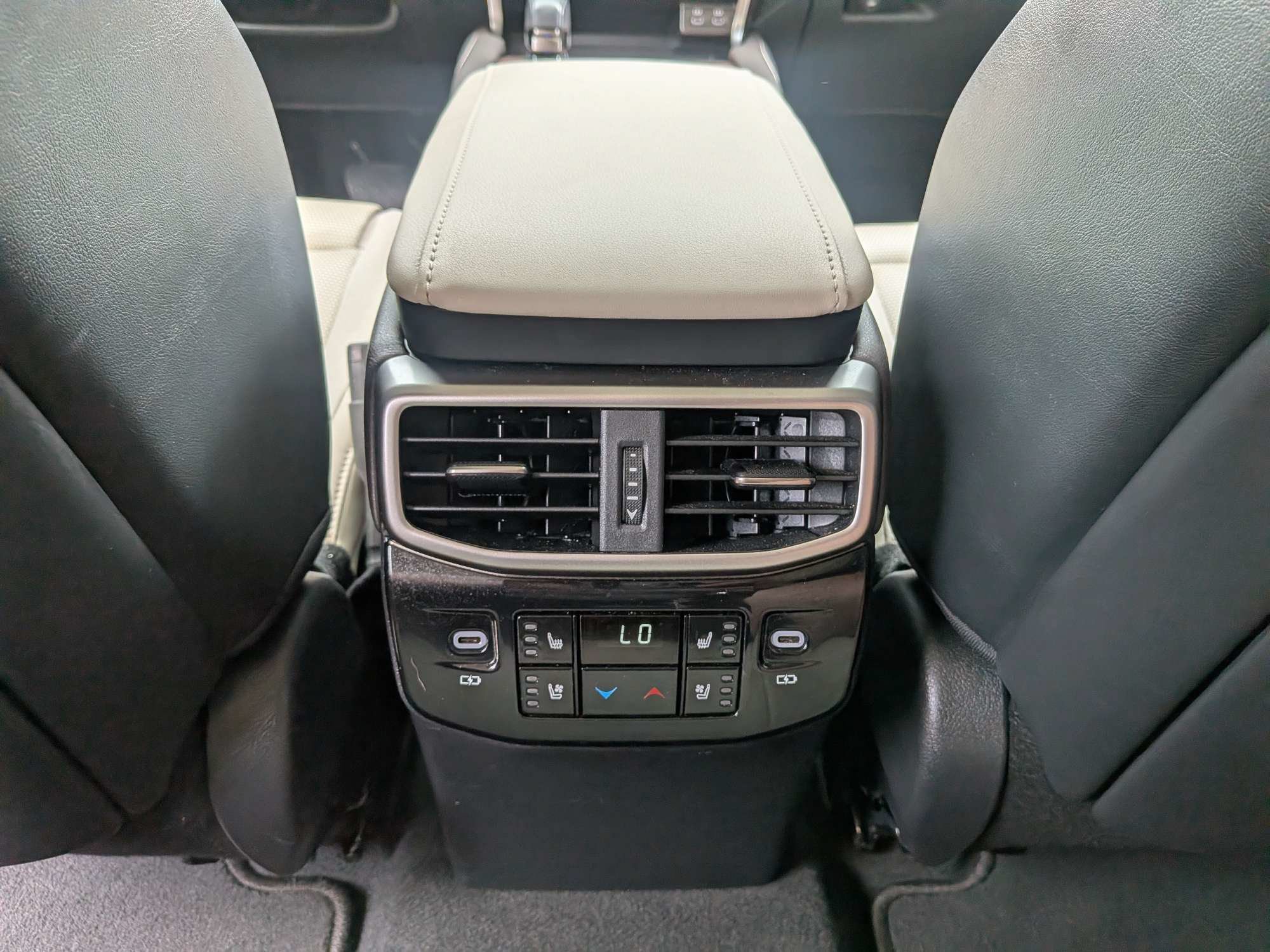 Used 2023 Lexus RX 350 FWD w/ Cold Area Package image 16