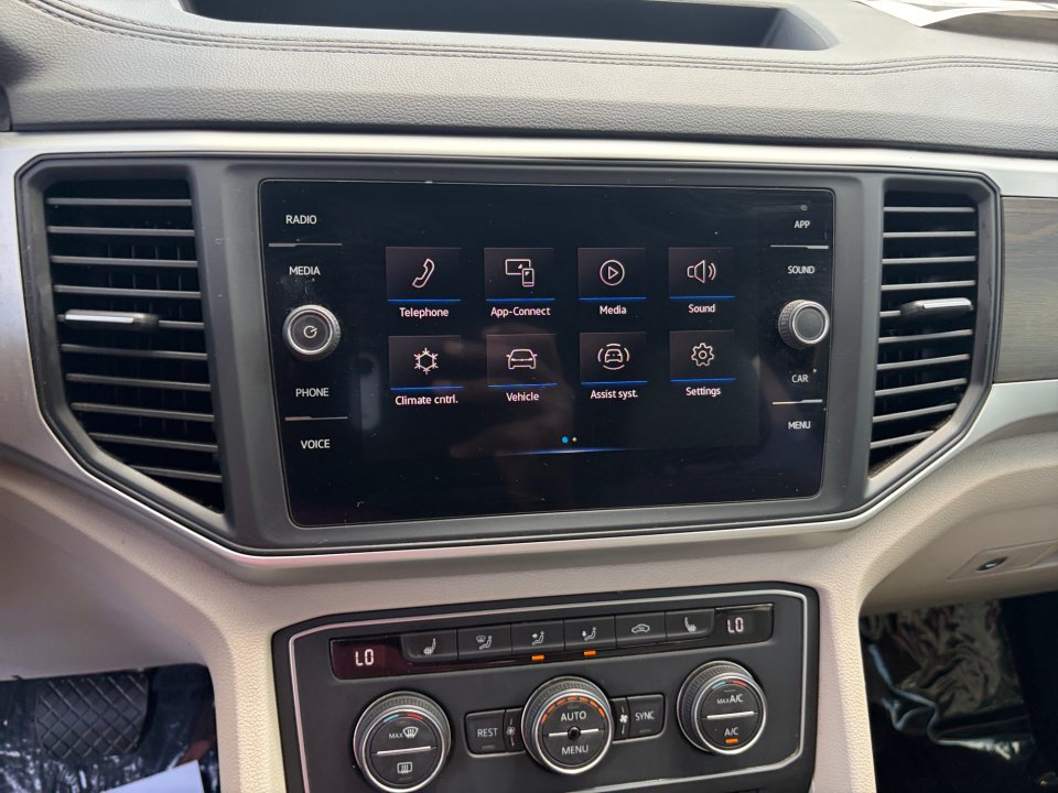 Used 2021 Volkswagen Atlas SE AWD/4WD image 17