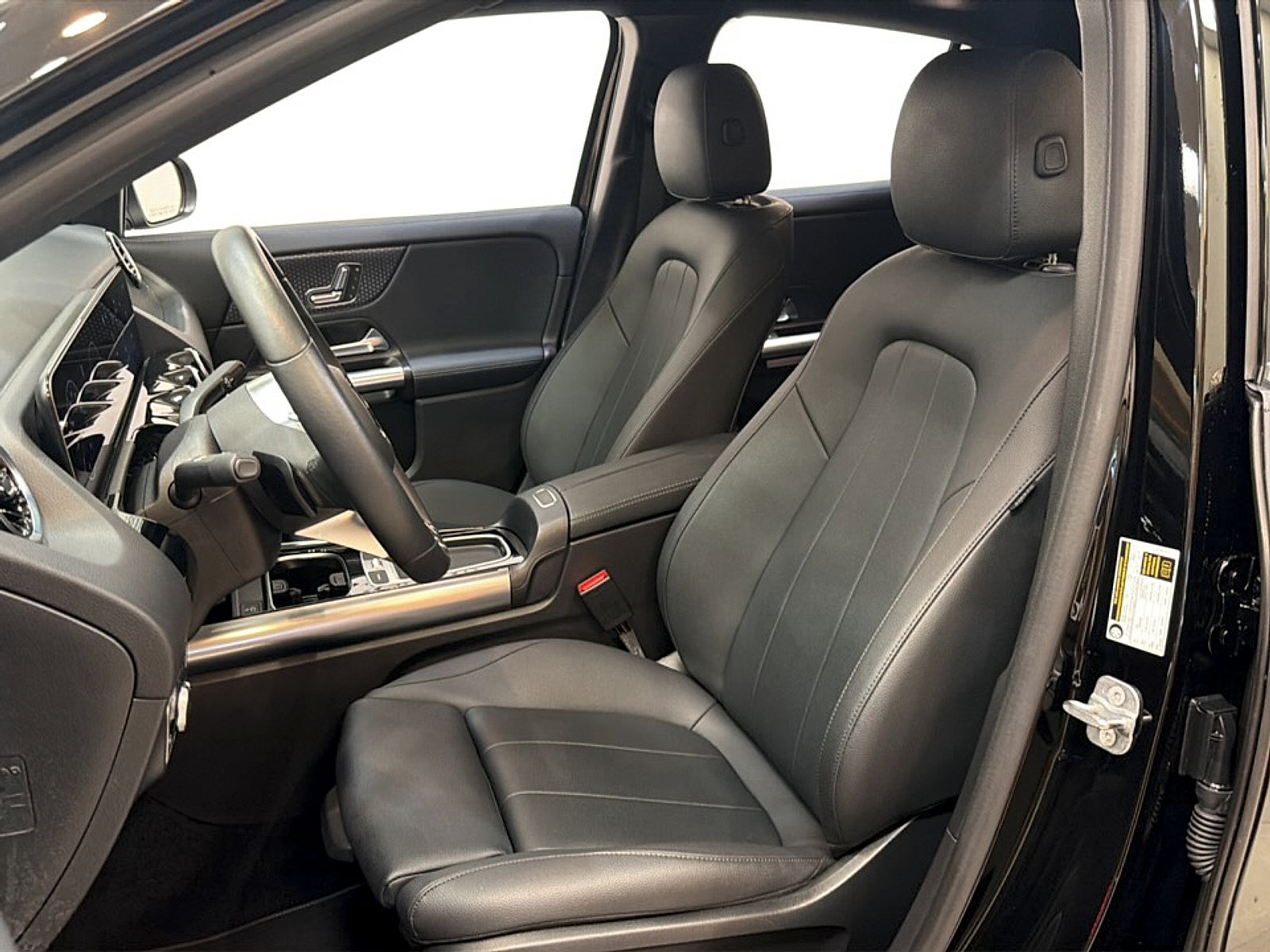 Certified 2025 Mercedes-Benz GLA 250 image 13