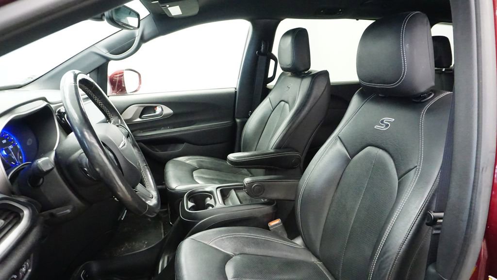 Certified 2020 Chrysler Pacifica Touring-L w/ Advanced Safetytec Group image 27