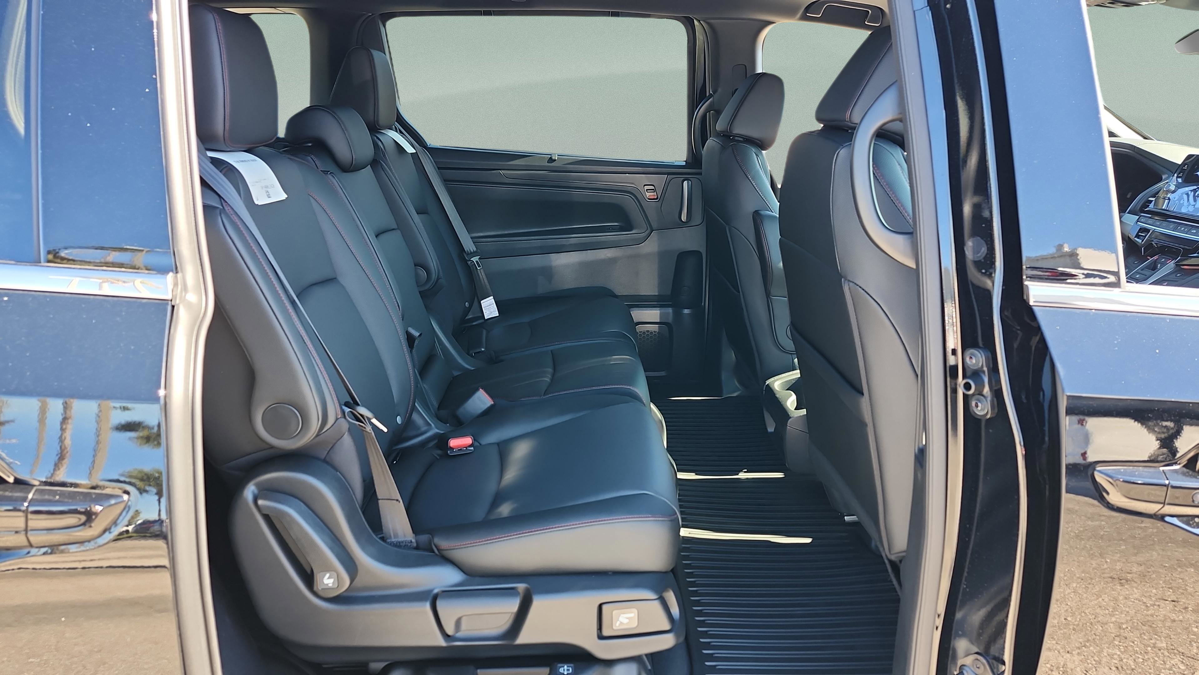 New 2026 Honda Odyssey Sport-L image 17
