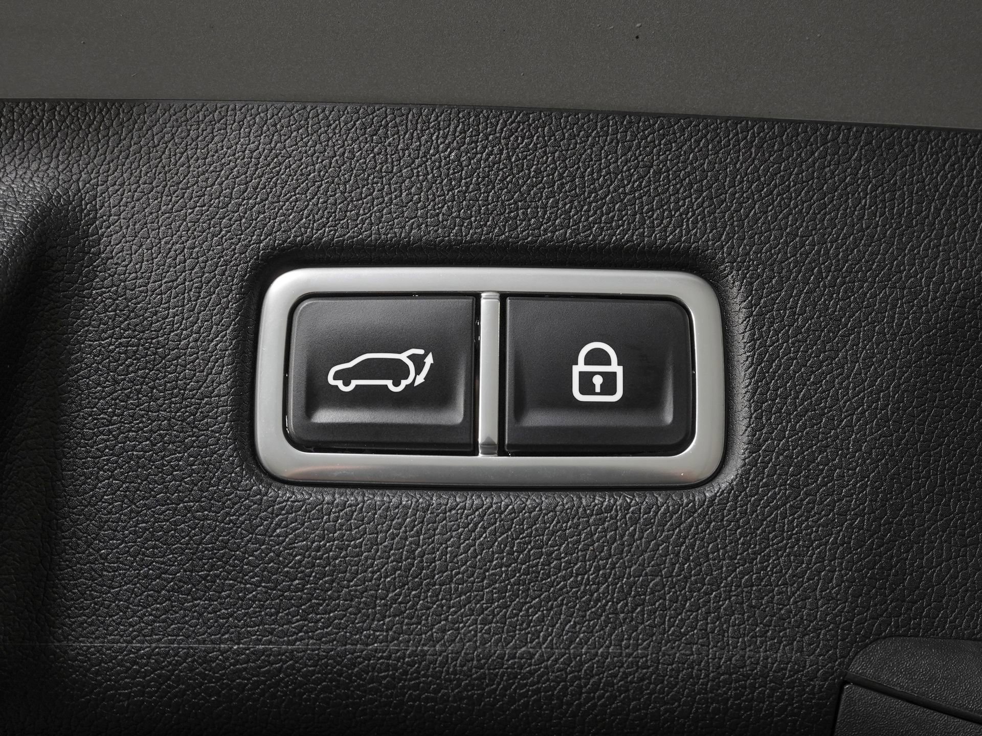 Used 2022 Kia Sorento EX w/ Panoramic Sunroof Package image 13