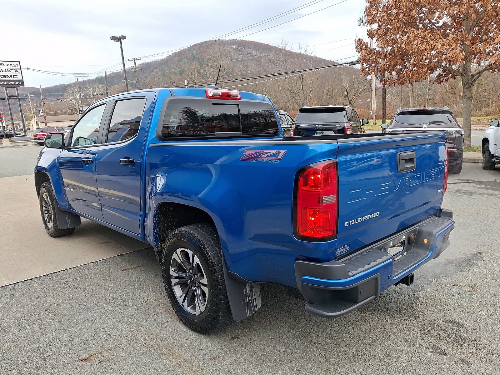 Used 2022 Chevrolet Colorado Z71 image 4