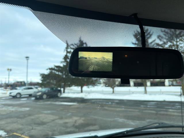 Used 2017 Chevrolet Express 3500 Extended image 41