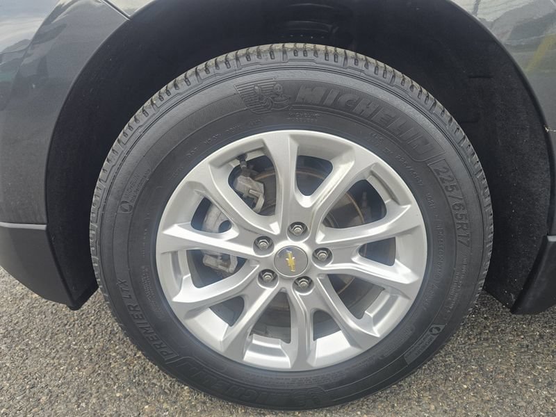 Used 2020 Chevrolet Equinox LT FWD image 13