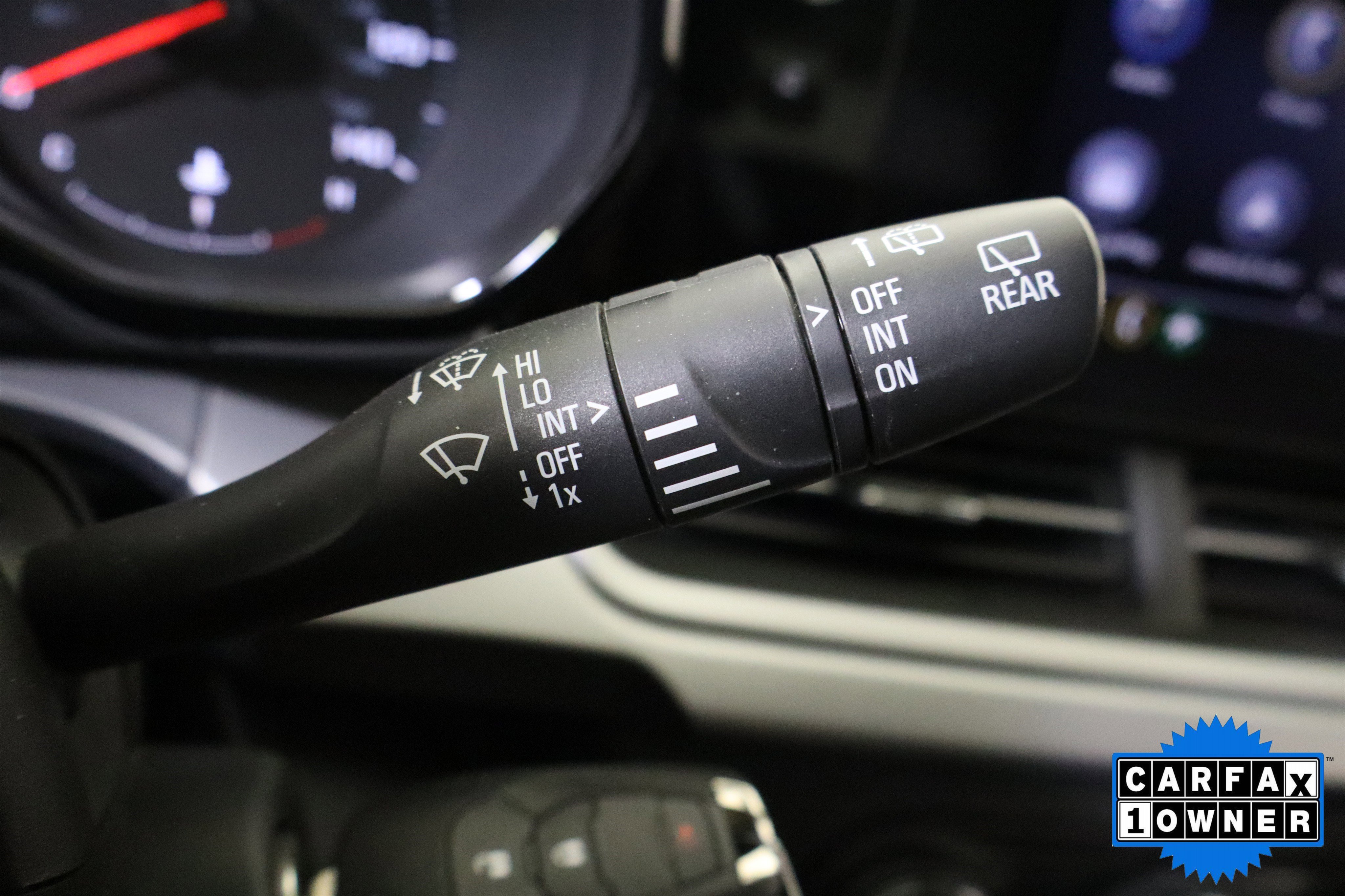 Used 2025 Chevrolet Trax LS FWD image 31