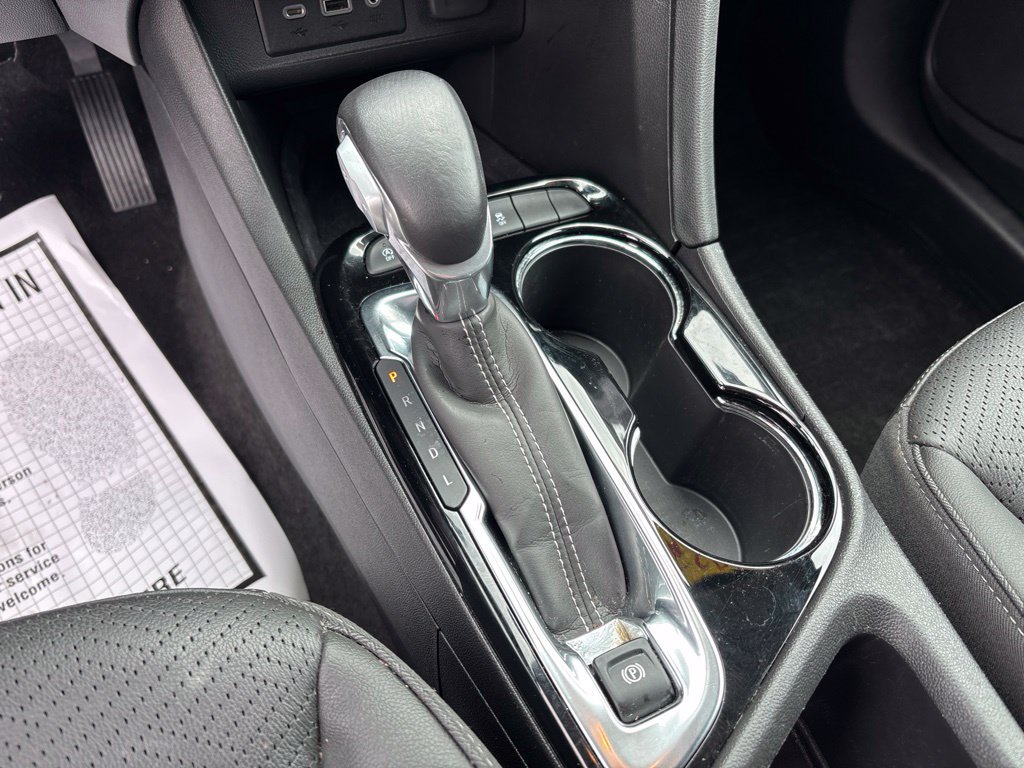 Used 2023 Buick Encore GX Essence w/ Experience Buick Package FWD image 31
