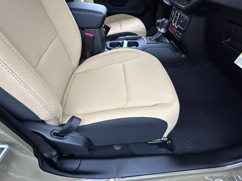 New 2026 Jeep Gladiator Willys AWD/4WD image 32