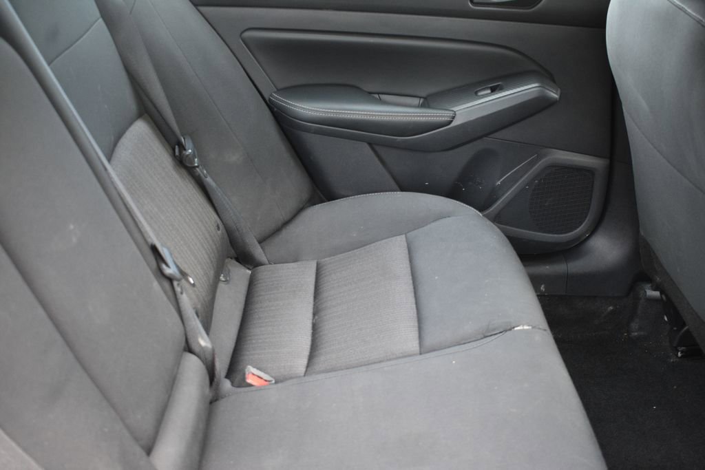 Used 2025 Nissan Altima 2.5 SV image 27