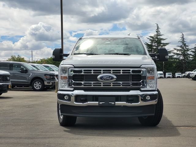 New 2026 Ford F250 XLT w/ FX4 Off-Road Package AWD/4WD image 3