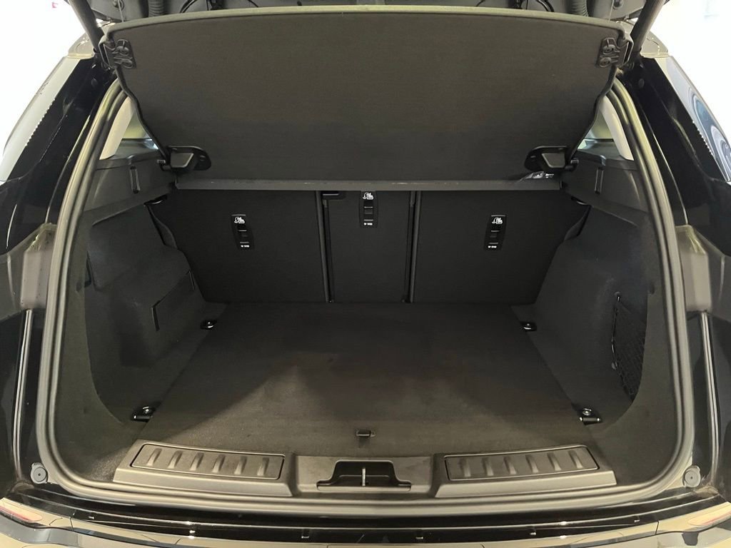 Used 2023 Land Rover Range Rover Evoque S image 23