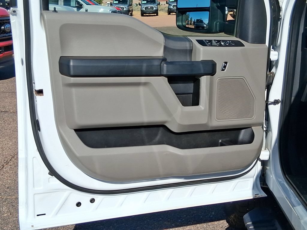 Used 2022 Ford F250 XL w/ Power Equipment Group AWD/4WD image 10