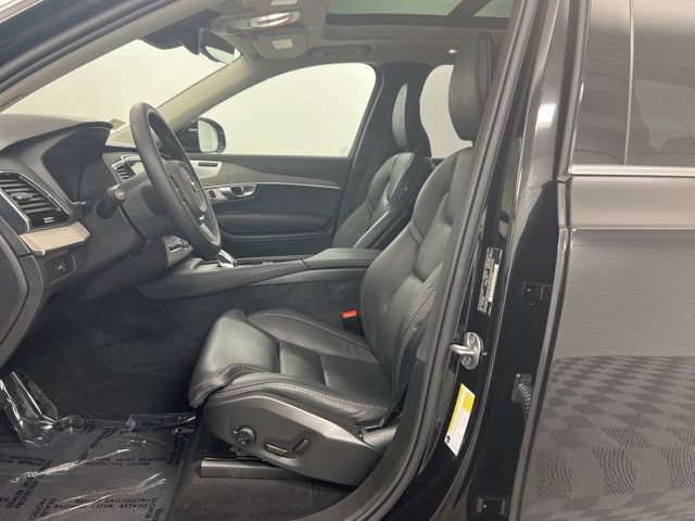 Used 2025 Volvo XC90 B6 Ultra w/ Protection Package Premier AWD/4WD image 19