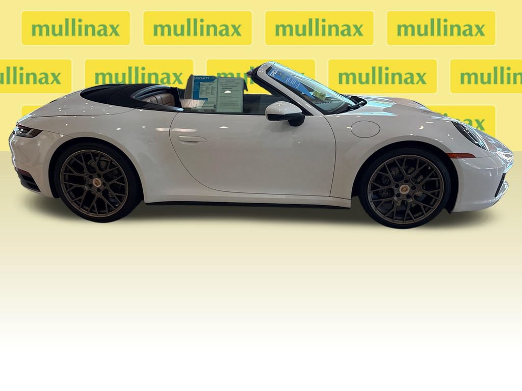 Used 2020 Porsche 911 Carrera image 2