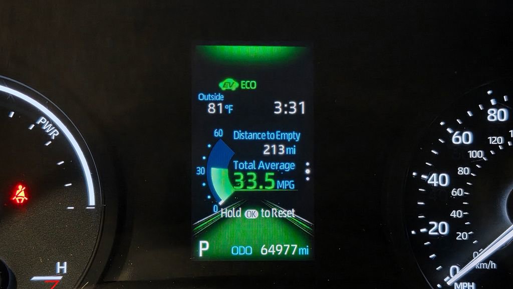 Used 2024 Toyota Sienna XLE image 27