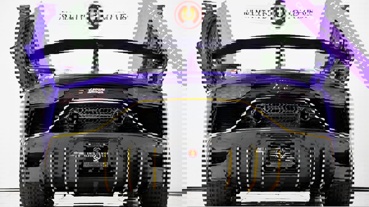 Used 2021 Lamborghini Aventador SVJ image 14