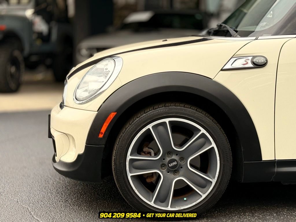 Used 2014 MINI Cooper S FWD image 11