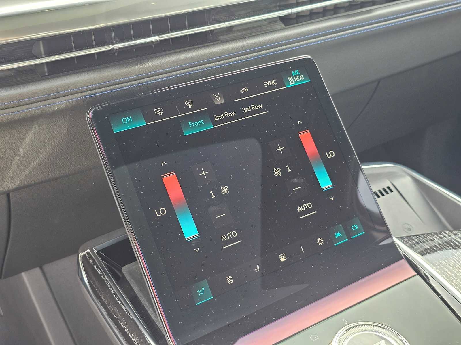 Used 2025 Cadillac Escalade IQ Luxury 1 image 33